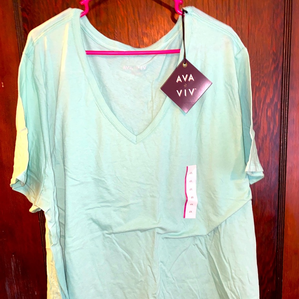 Ava and Viv Basic v-neck tee